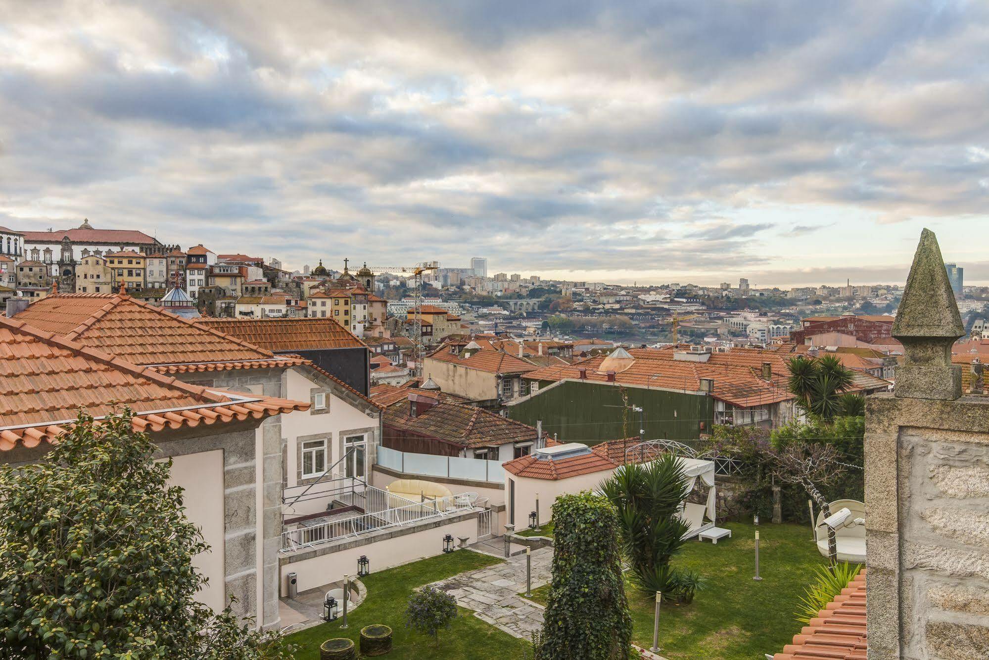 Aparthotel Oca Flores Boutique 4*