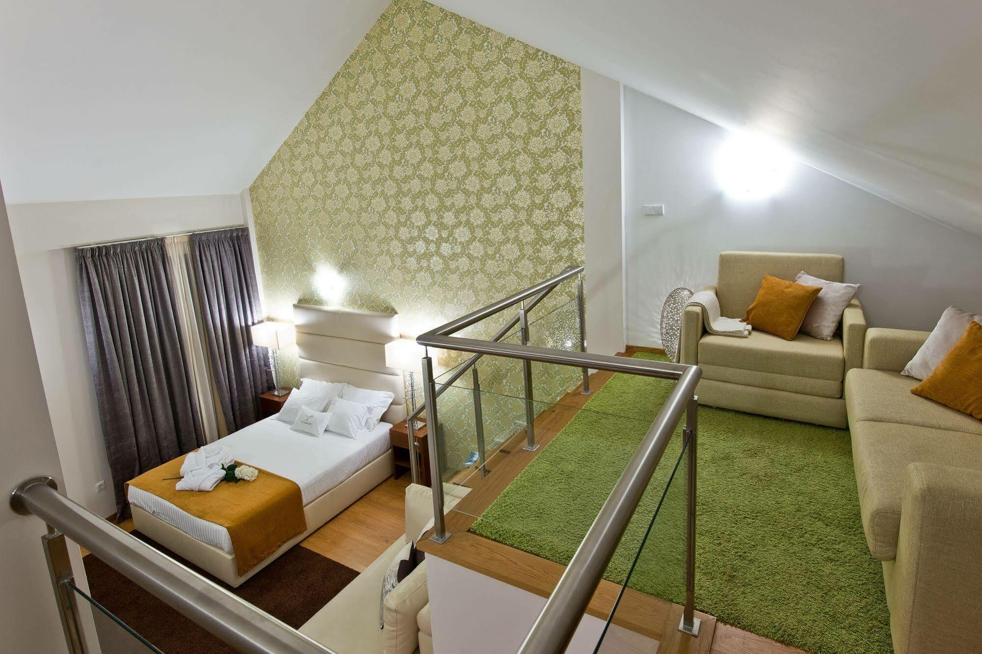 Aparthotel Oca Flores Boutique