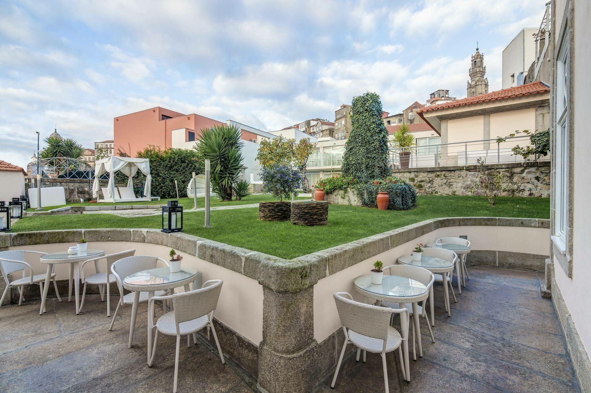 Aparthotel Oca Flores Boutique Porto