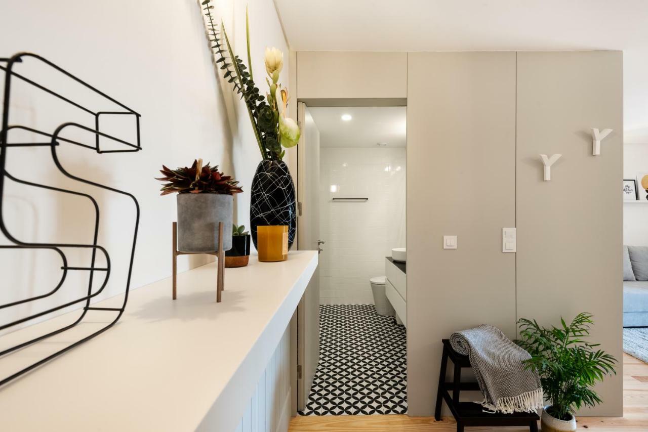 Lovelystay - Sun Loft W/ Balcony Apartment