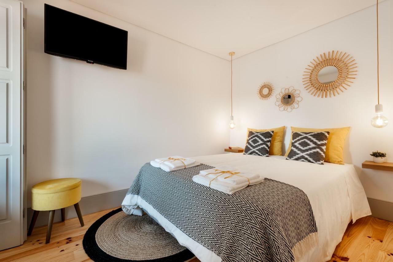 Lovelystay - Sun Loft W/ Balcony Apartment