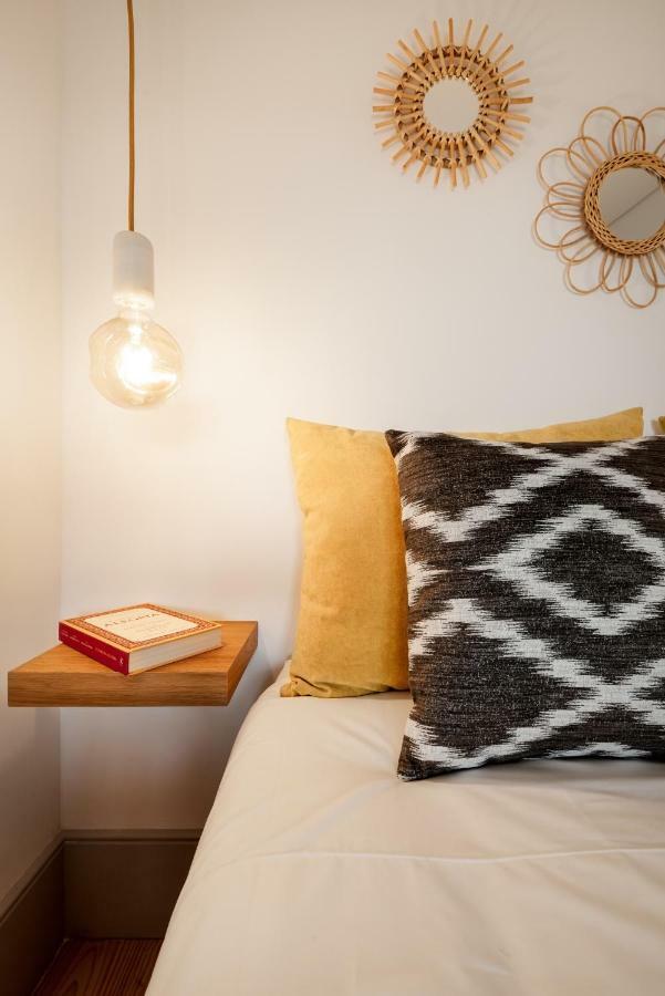 Lovelystay - Sun Loft W/ Balcony Apartment