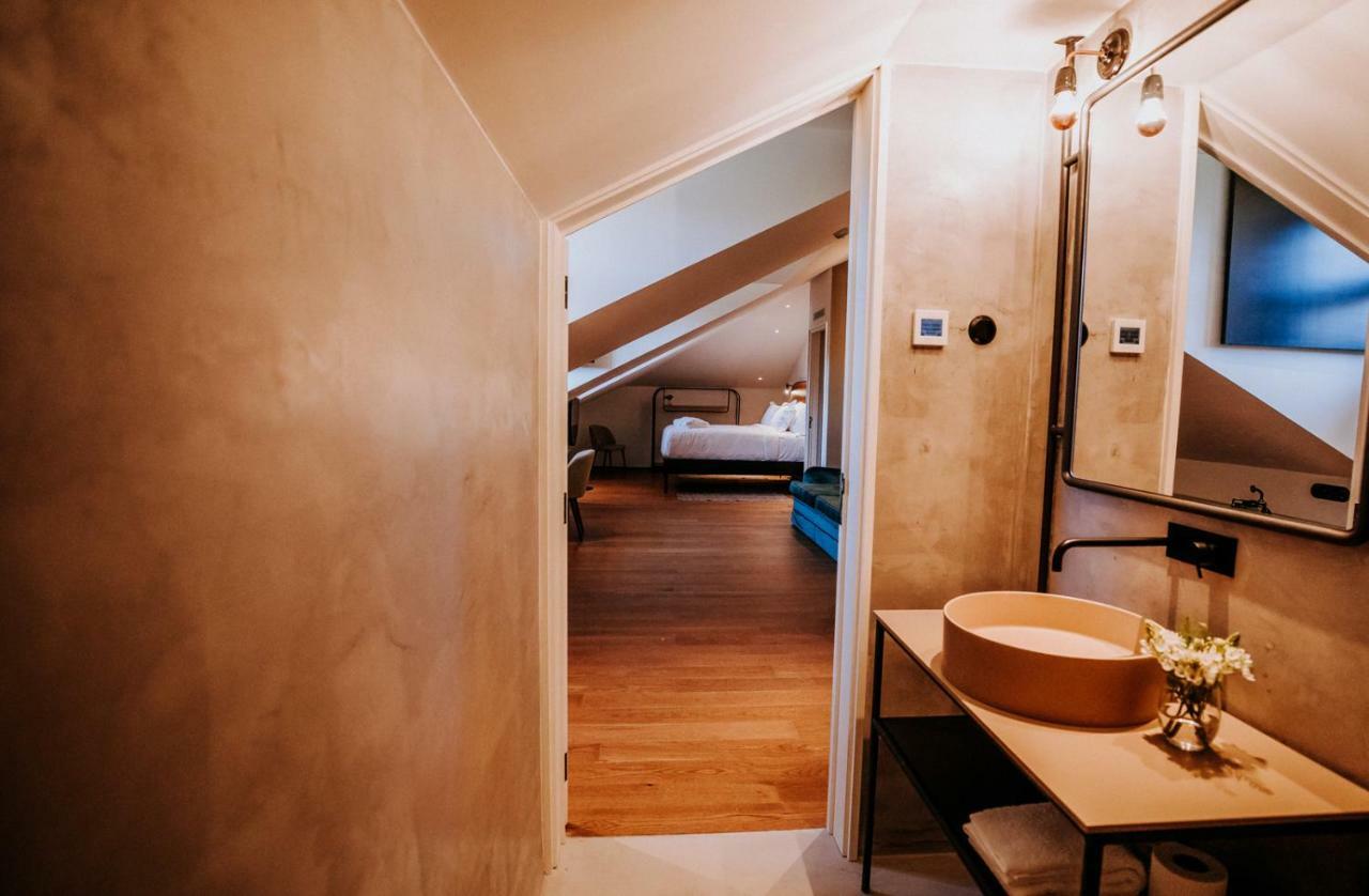 Exmo By Olivia Hotel 4*