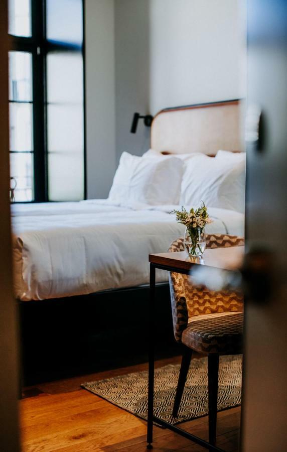 Hotel Exmo By Olivia 4*