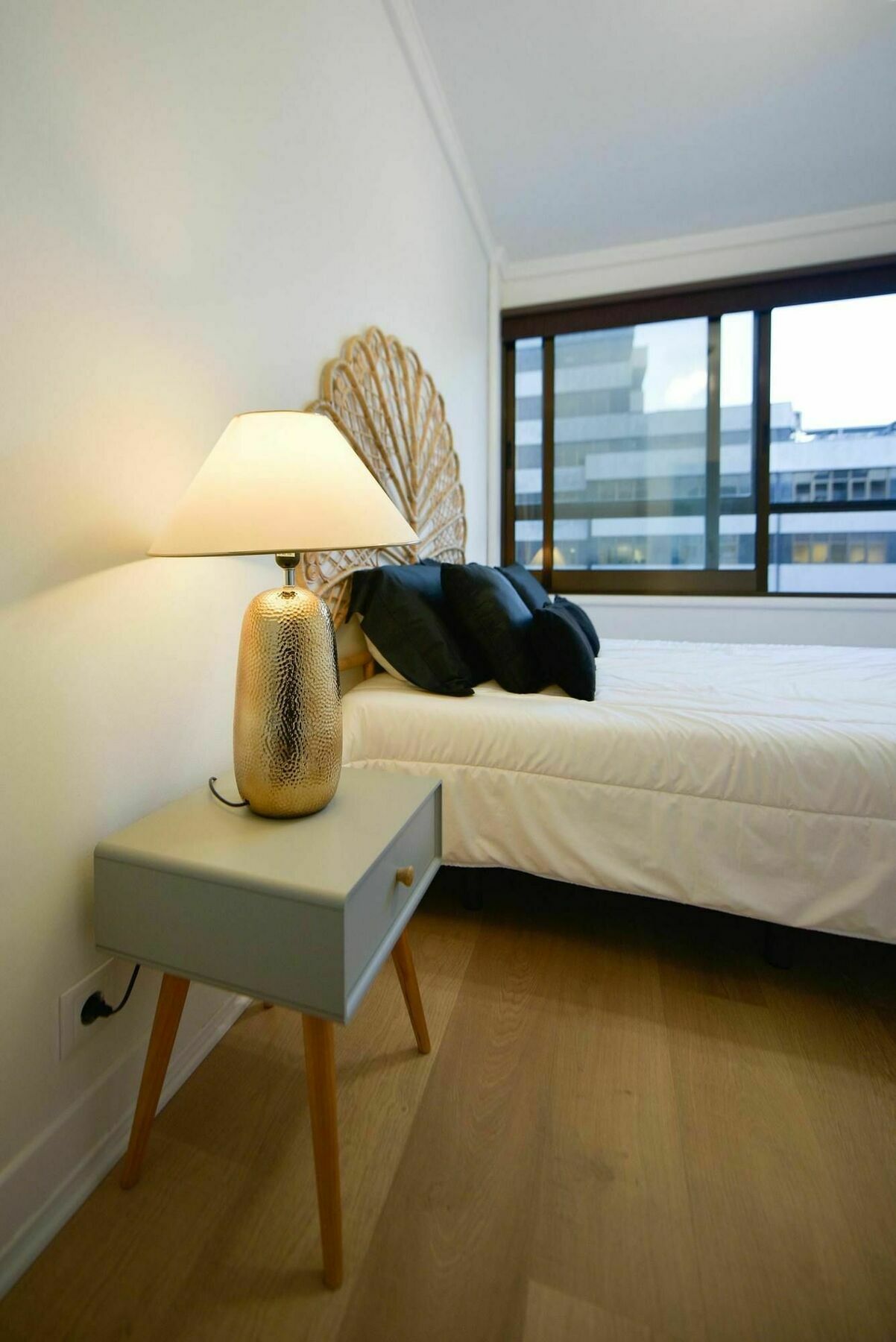 M Apartment *