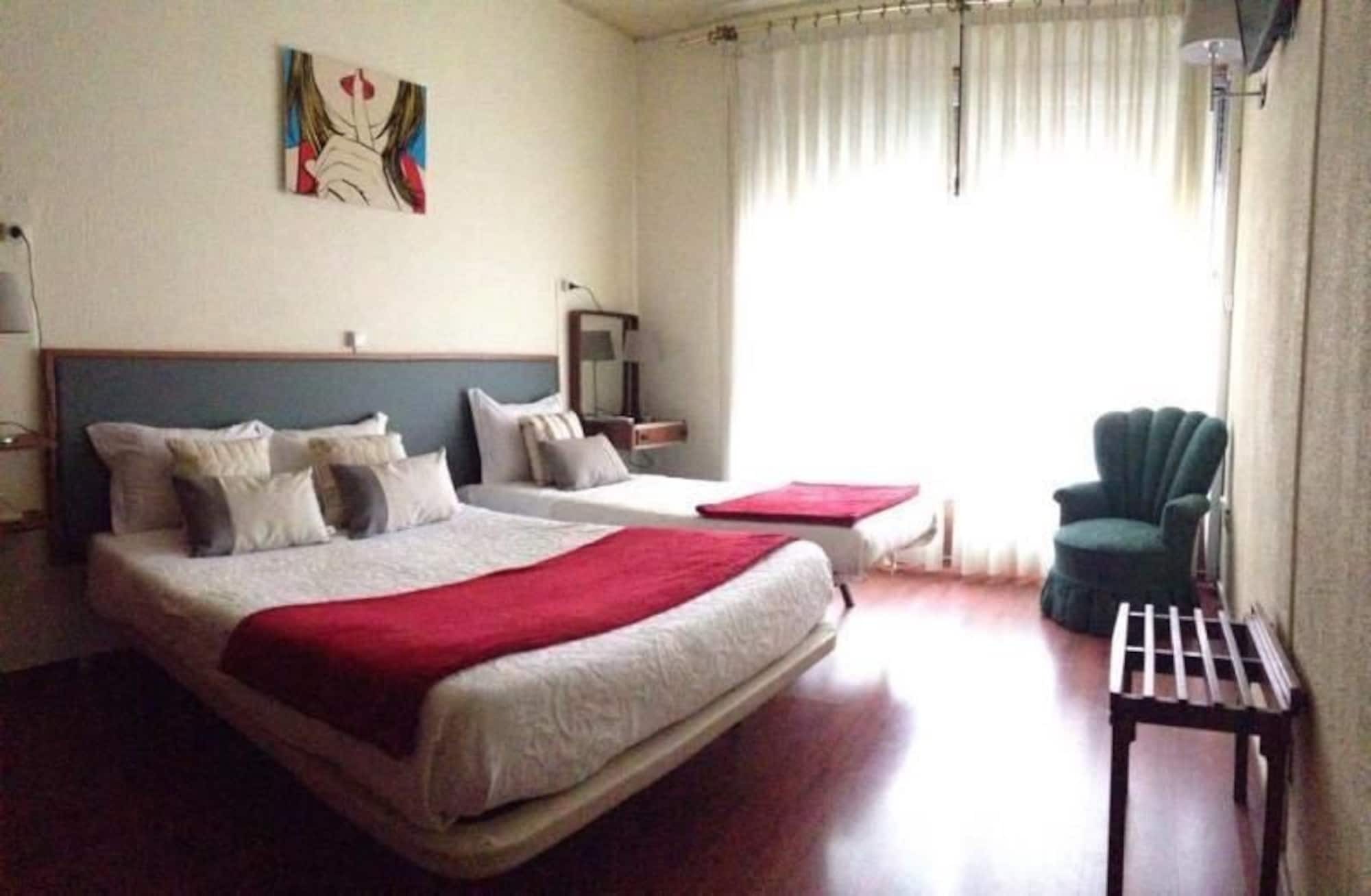 Girassol Hotel
