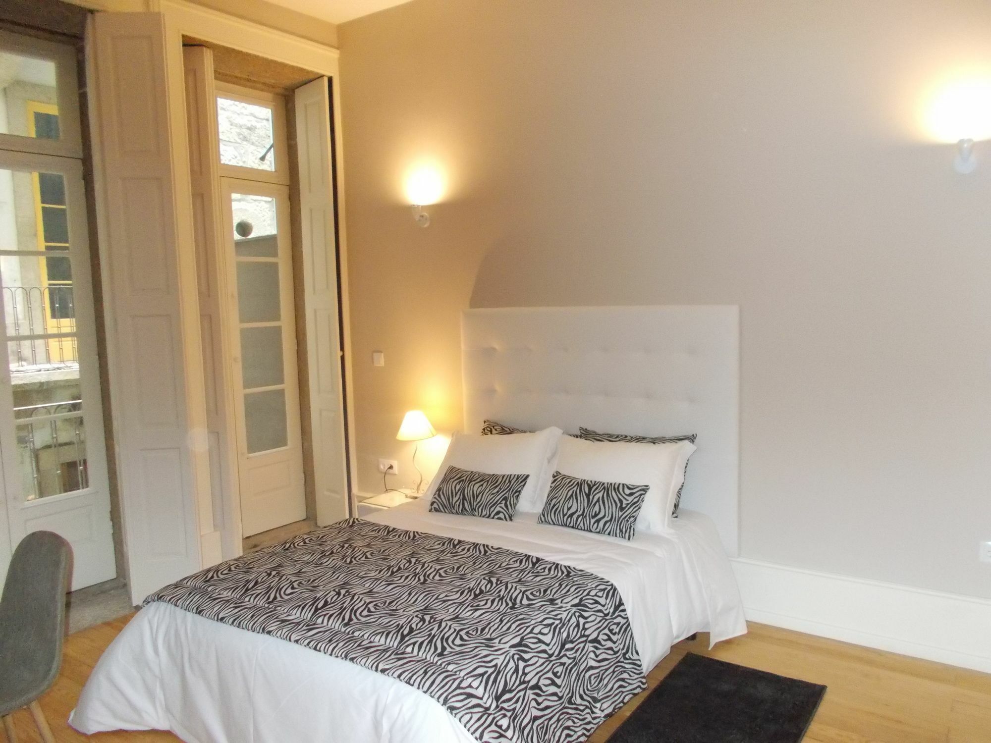 Market Place Apartment