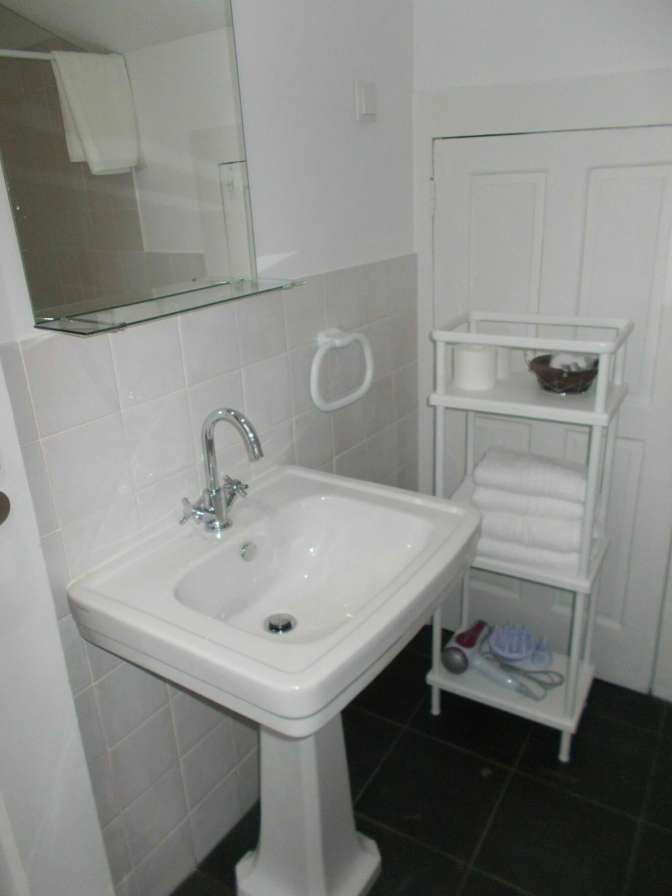 Market Place Apartment *