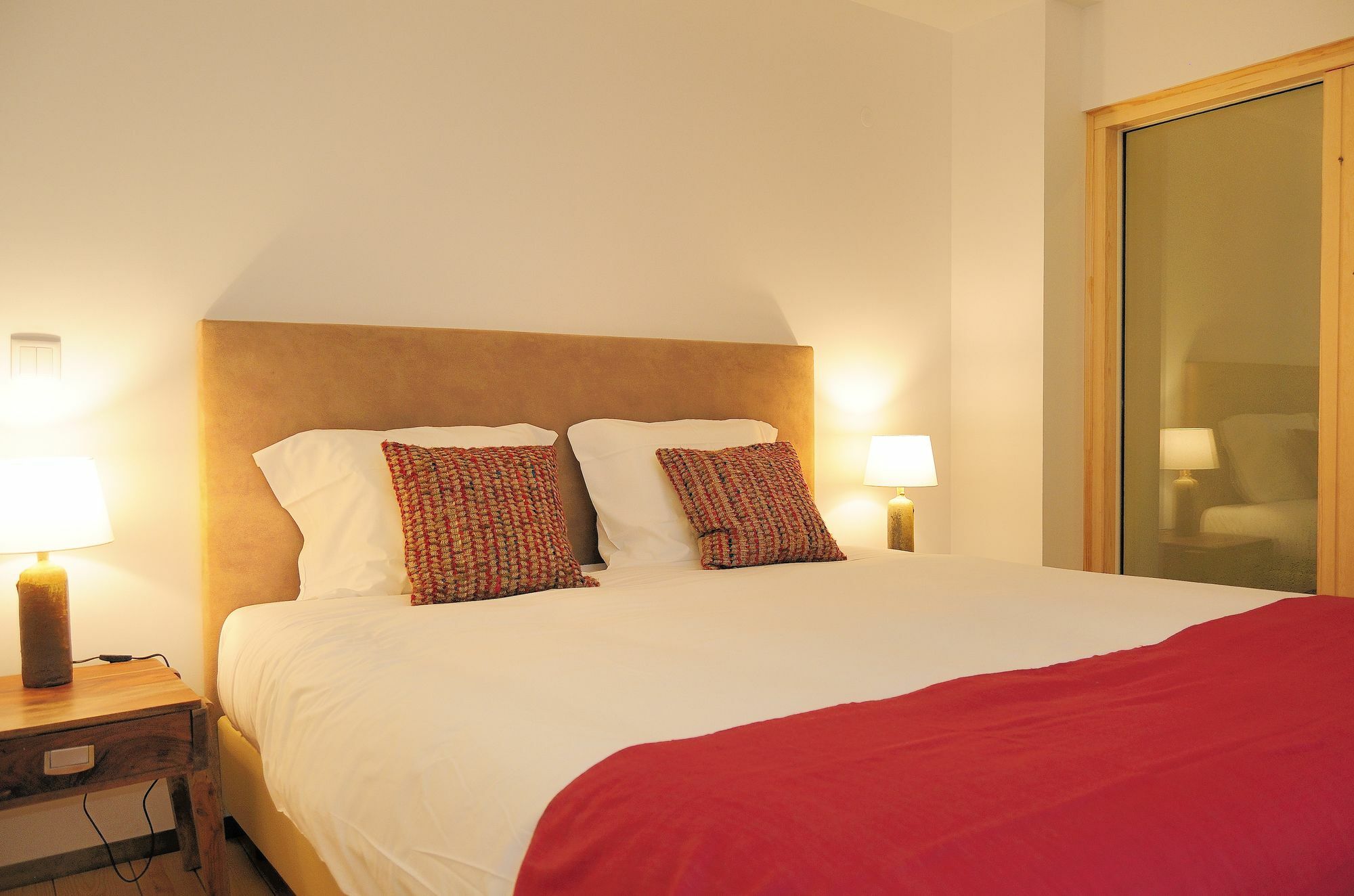 Condes De Azevedo Palace Apartments Porto
