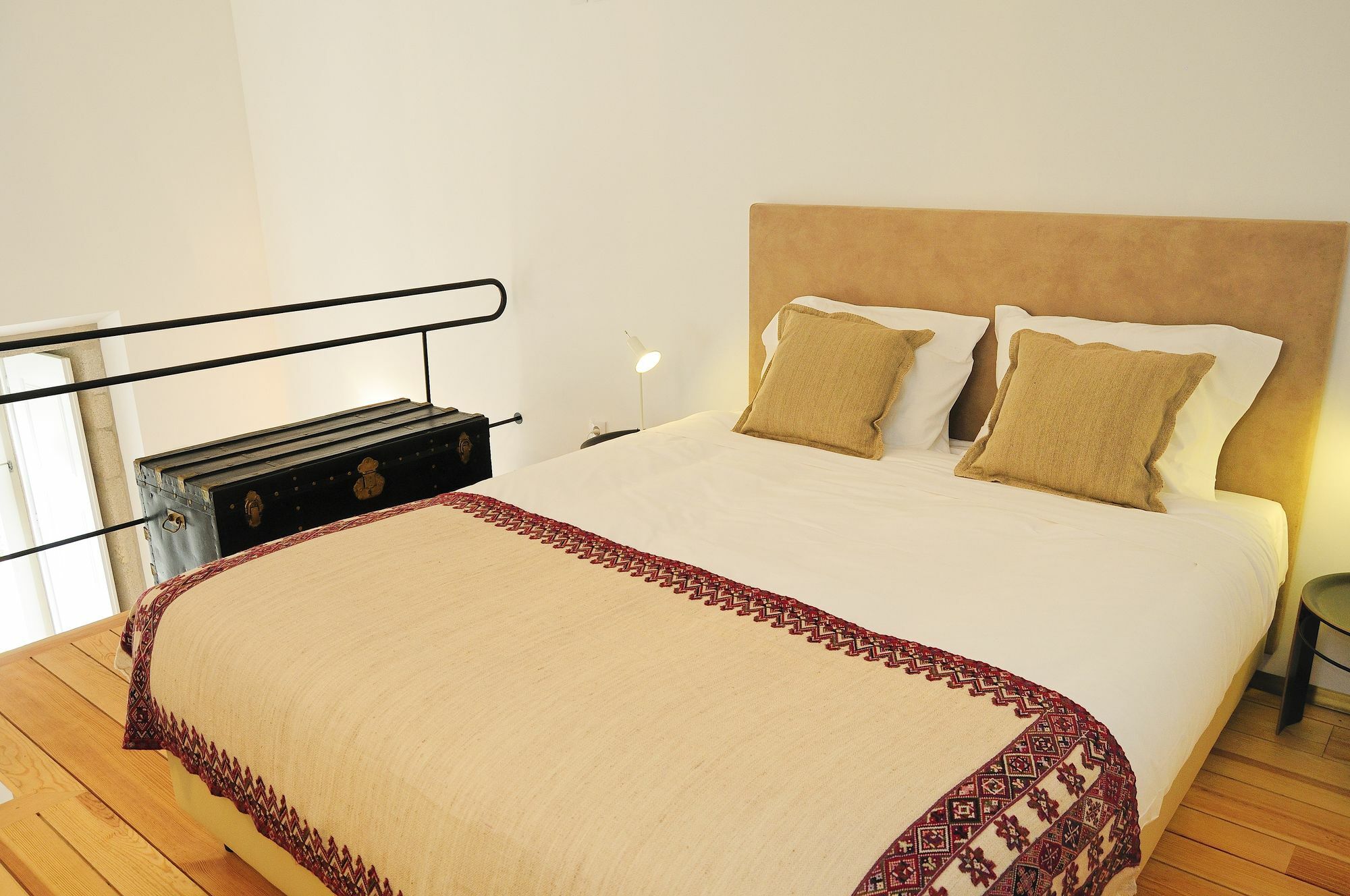 Condes De Azevedo Palace Apartments *