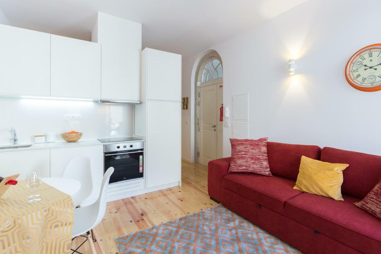 Spacious Bright Flat With Terrace By Host Wise Porto