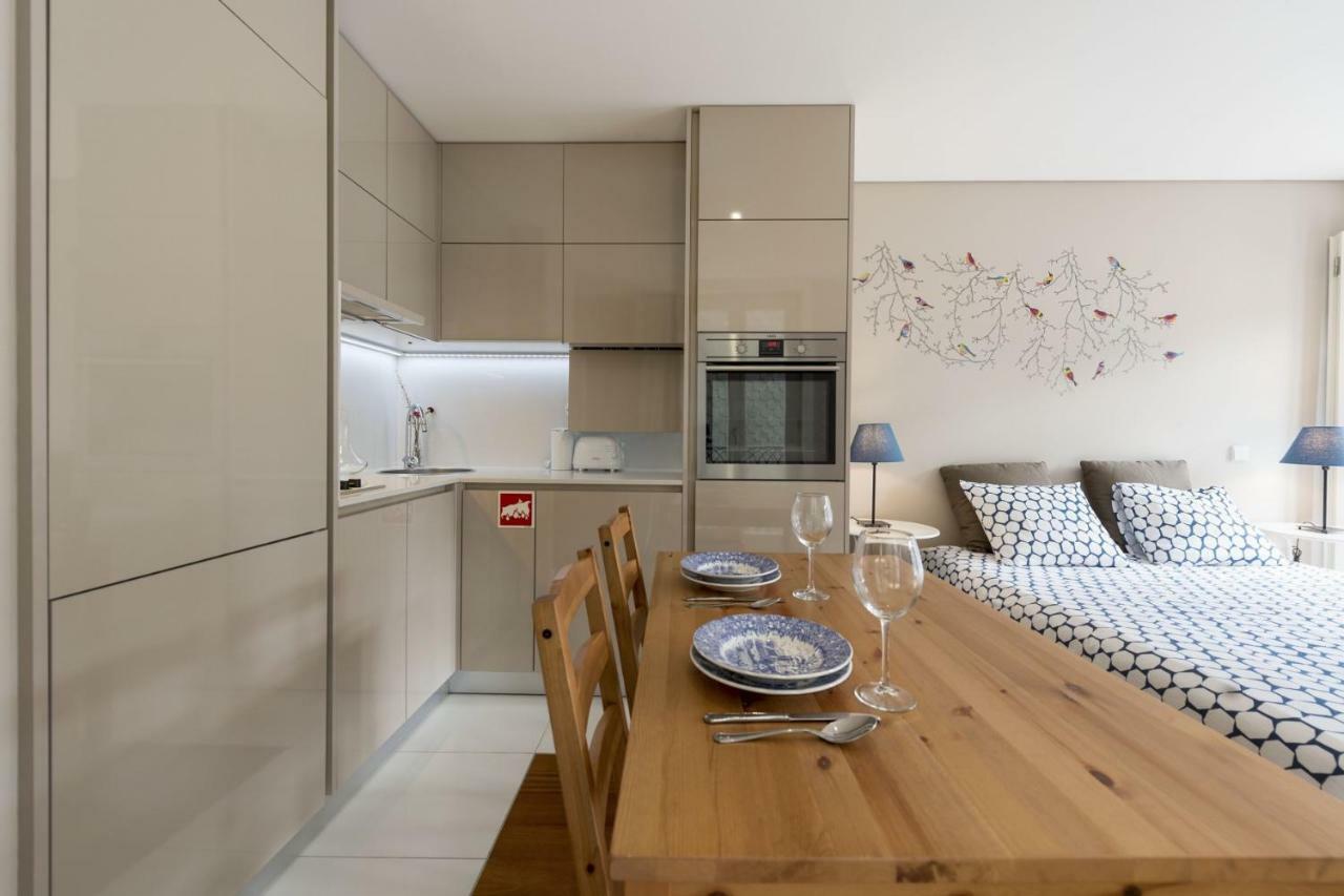 Bmyguest - Cardosas Cosy Apartment