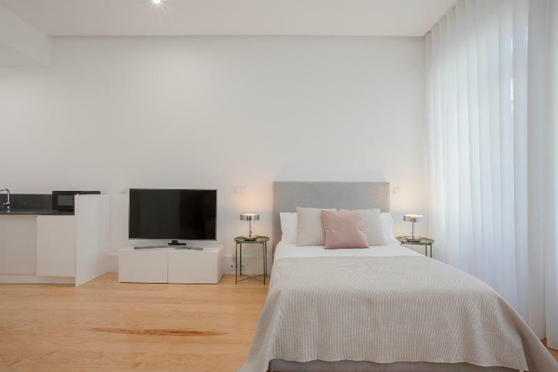 Downtown Luxury Apartment *