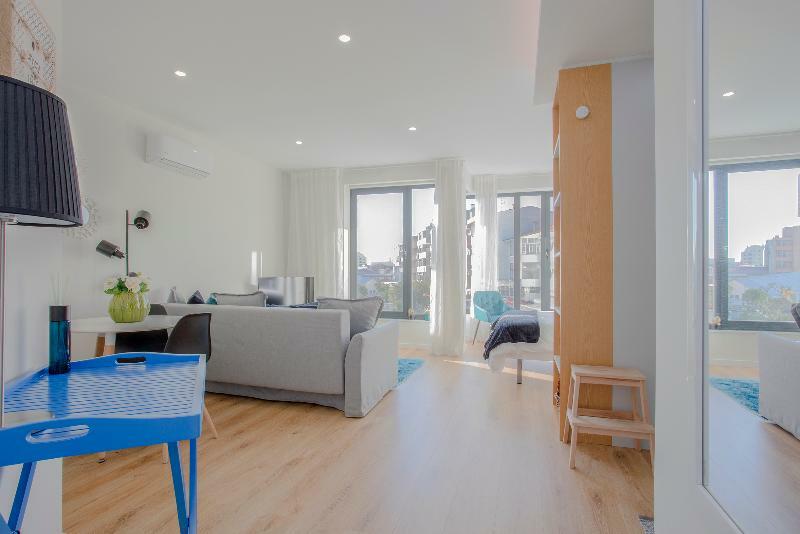 Apartment Bright Light Porto