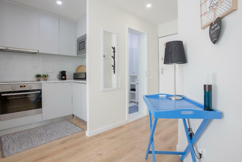 Bright Light Apartment Porto