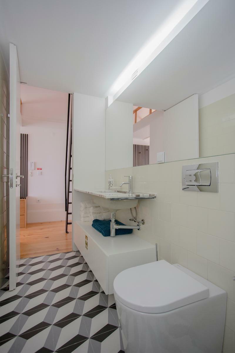Mezzanine Downtown Balcony * Porto