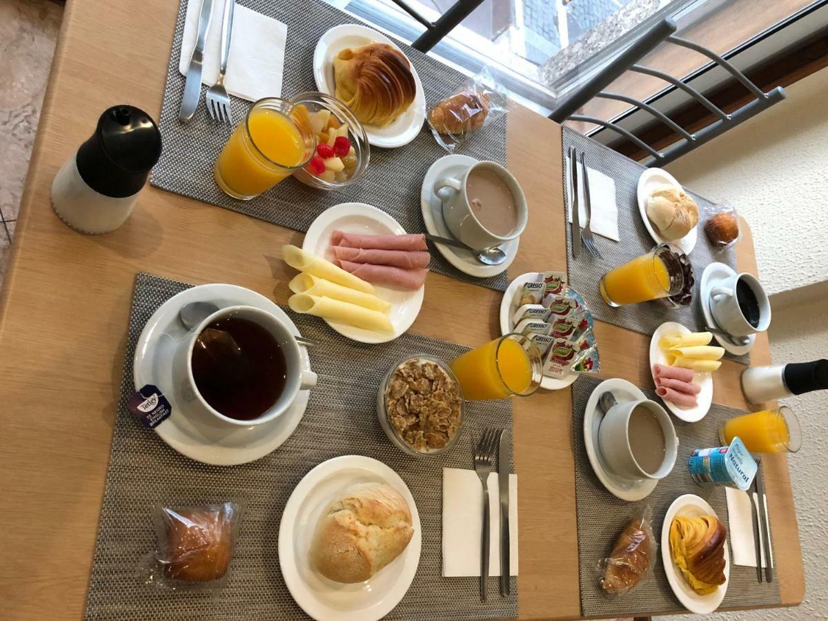 Hotel Girassol 2*