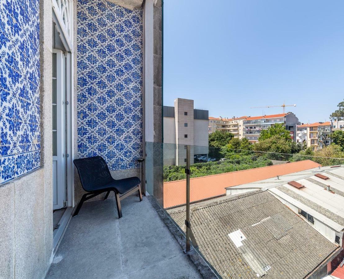 Gallery Hostel Porto