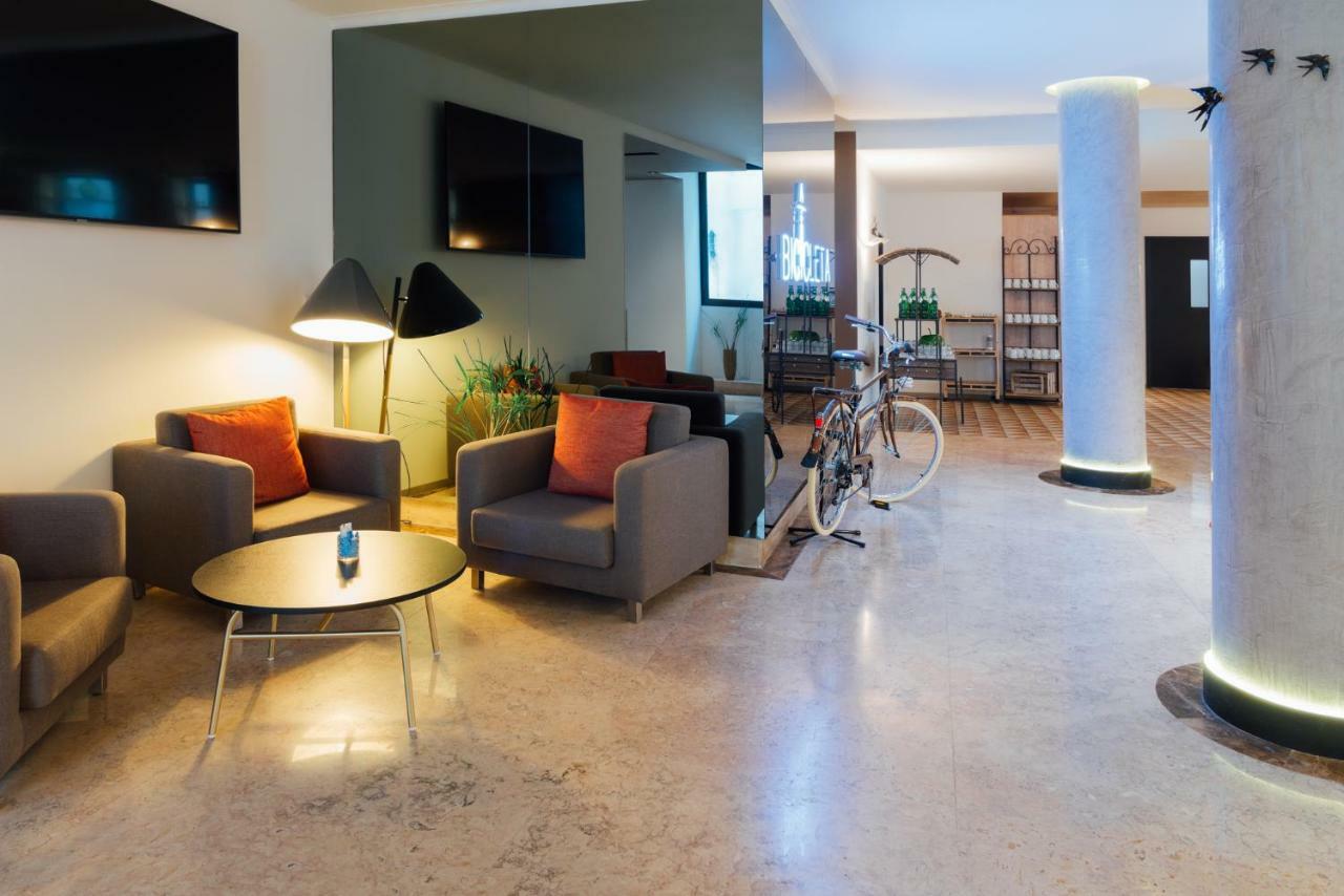 Mercure Centro Santa Catarina Porto