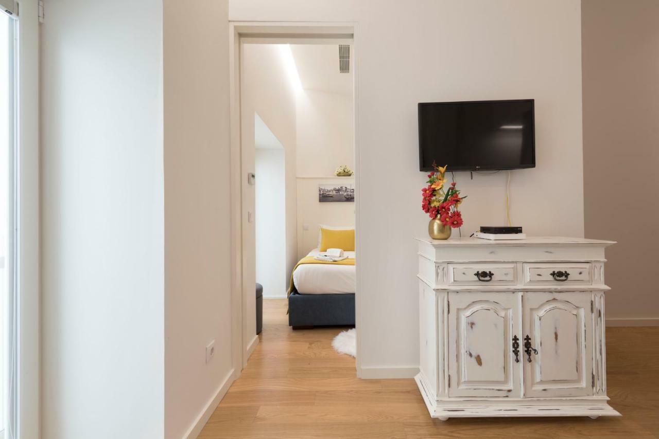 Lovelystay - Majestic Flat In City Center Appartement