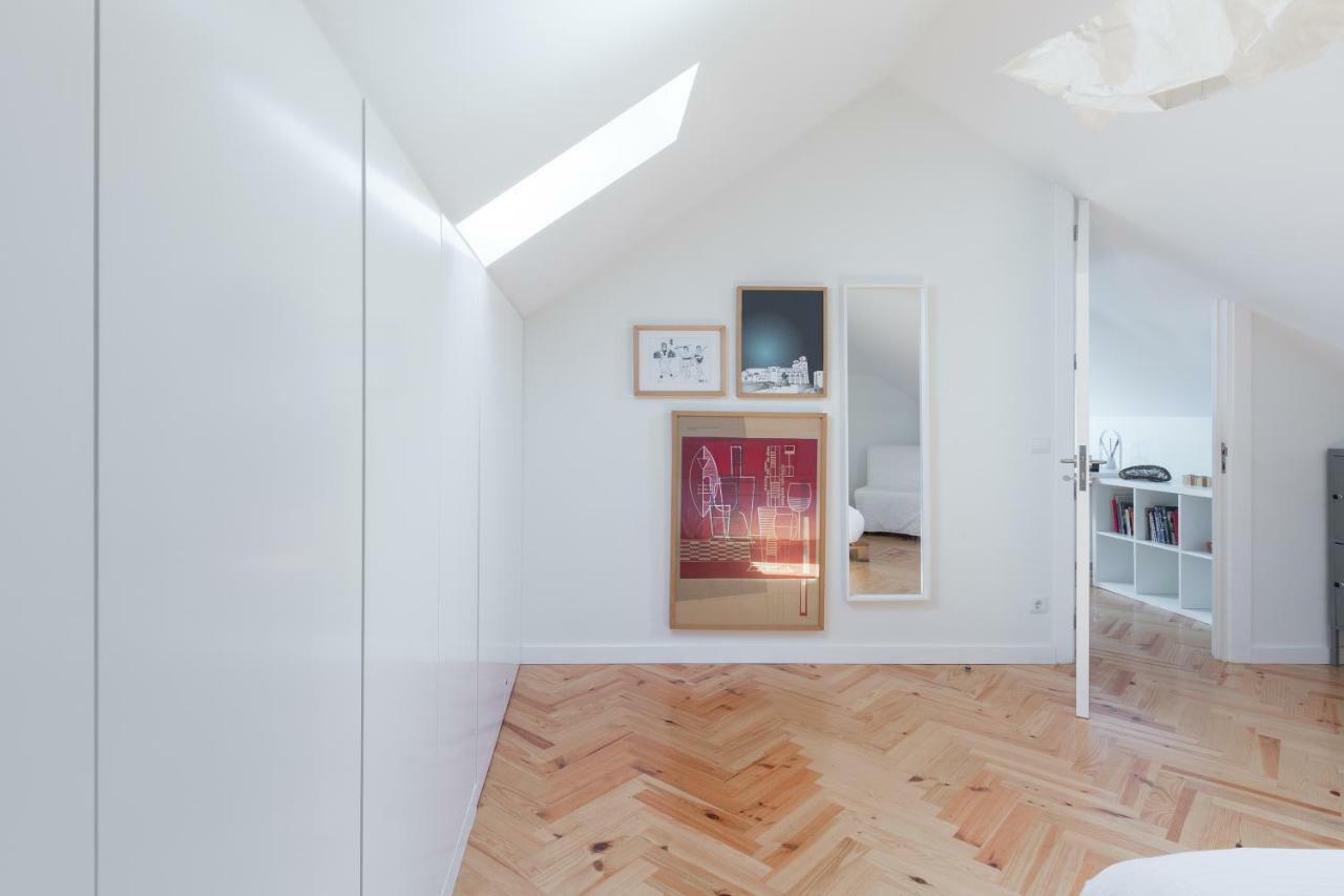 Trendy Bright Flat With Balcony By Host Wise Apartamento Porto