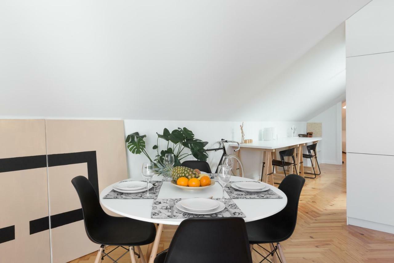 Trendy Bright Flat With Balcony By Host Wise *