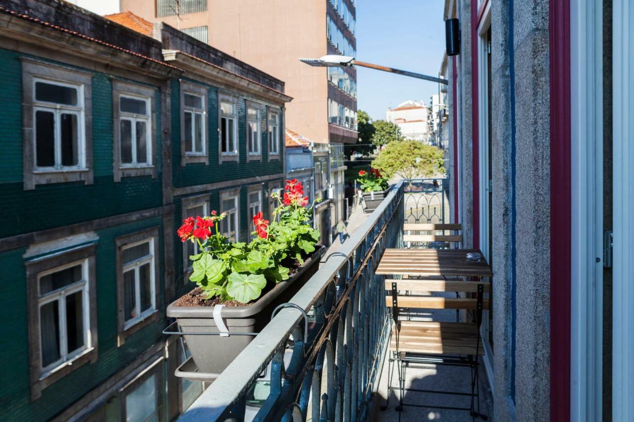 Crowntown Porto