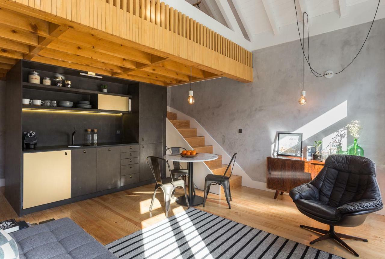 Gold & Grey Loft Almada Appartement Porto