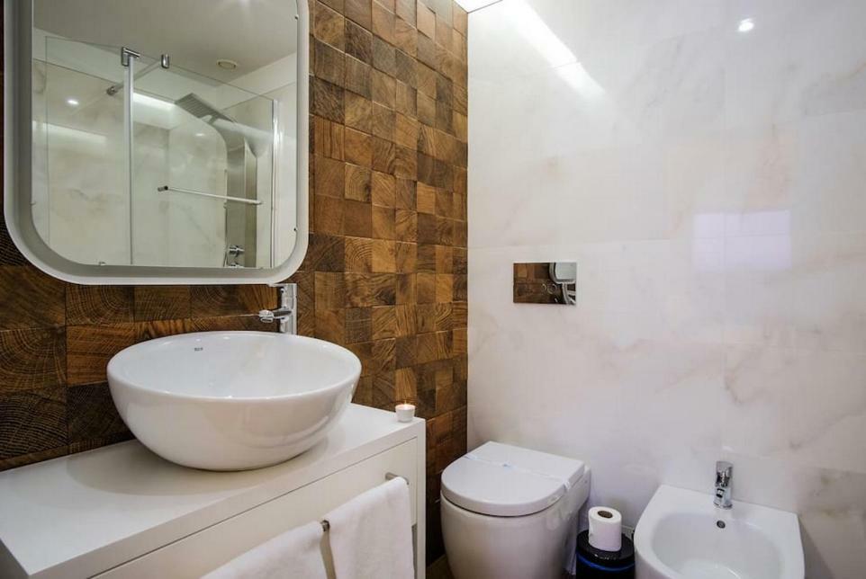 Appartement Stylish Duplex Downtown