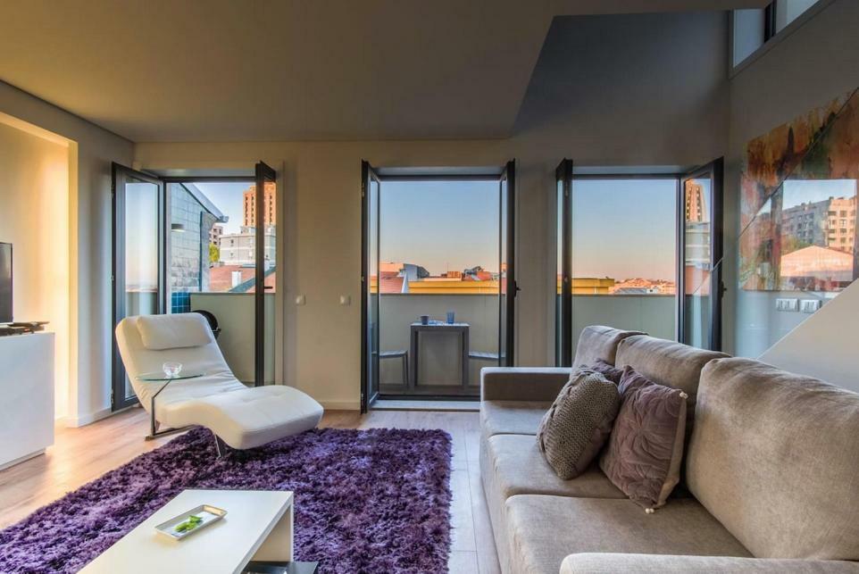 Appartement Stylish Duplex Downtown *