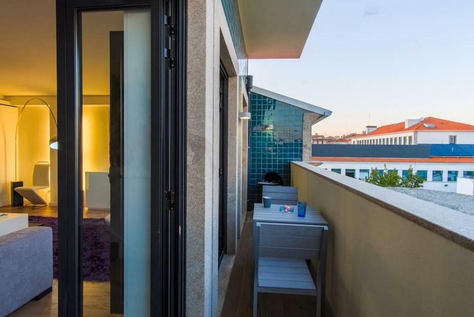 Stylish Duplex Downtown *
