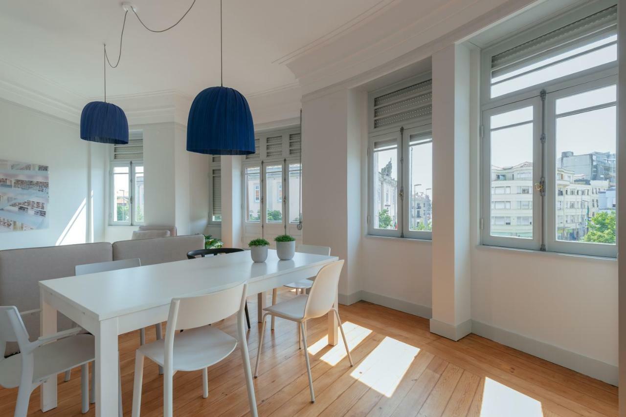 Baixa24 - Downtown Bliss W/ Amazing Natural Light *