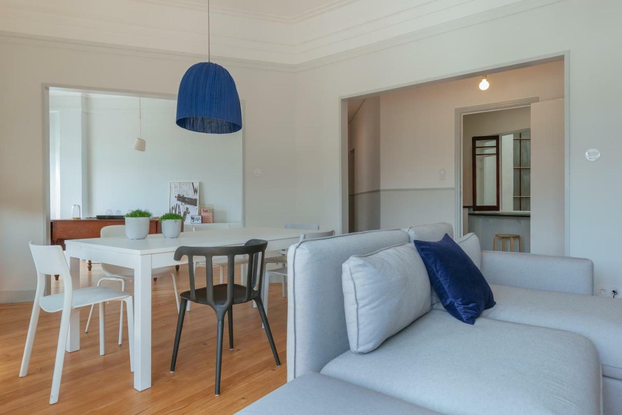 Baixa24 - Downtown Bliss W/ Amazing Natural Light Apartment Porto