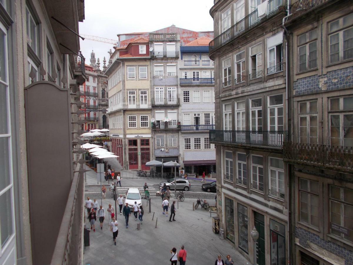 Market Place *