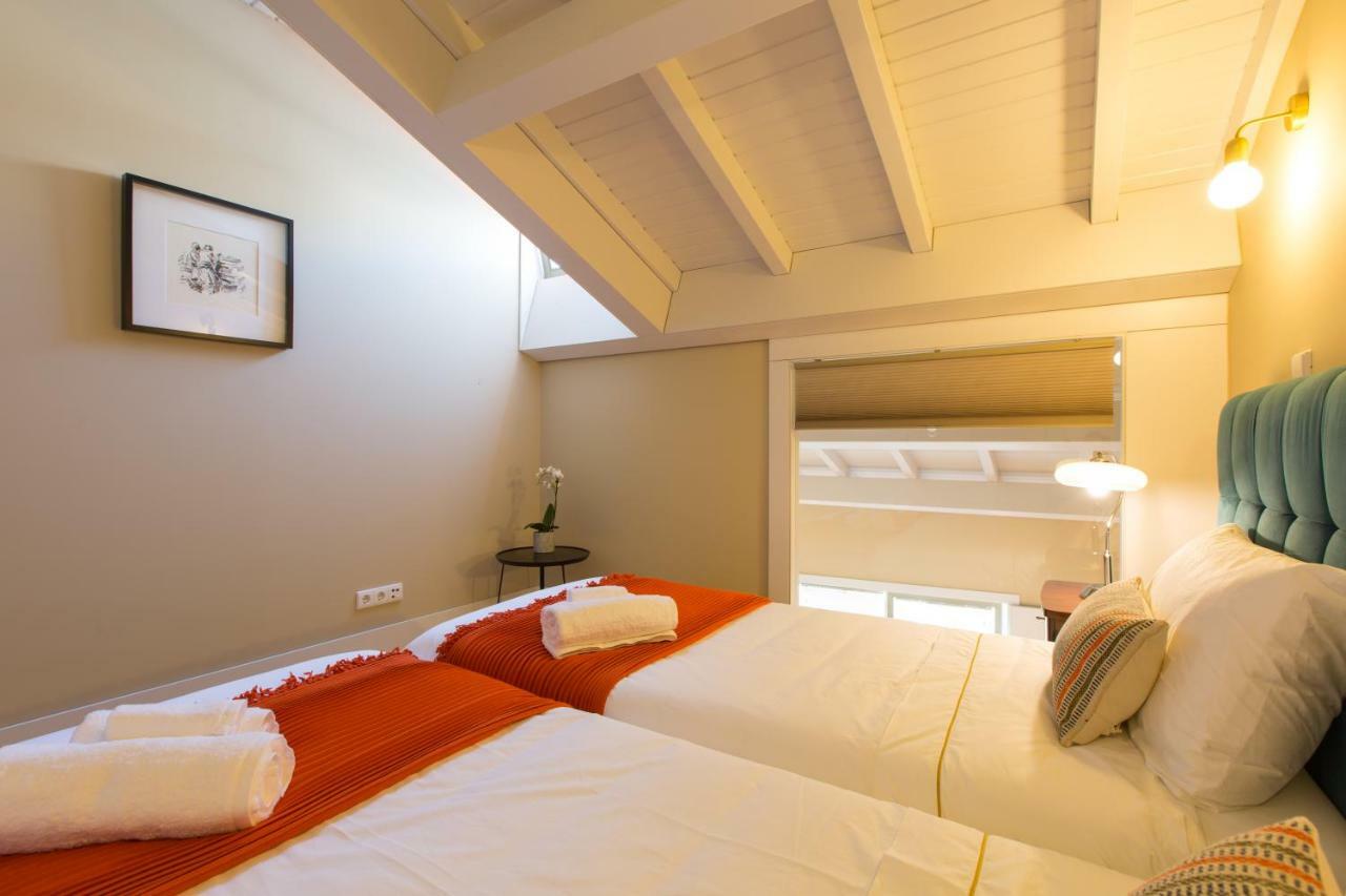 Guest 4 Av Loft * Porto