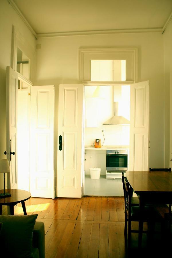 Apartment Lovely In