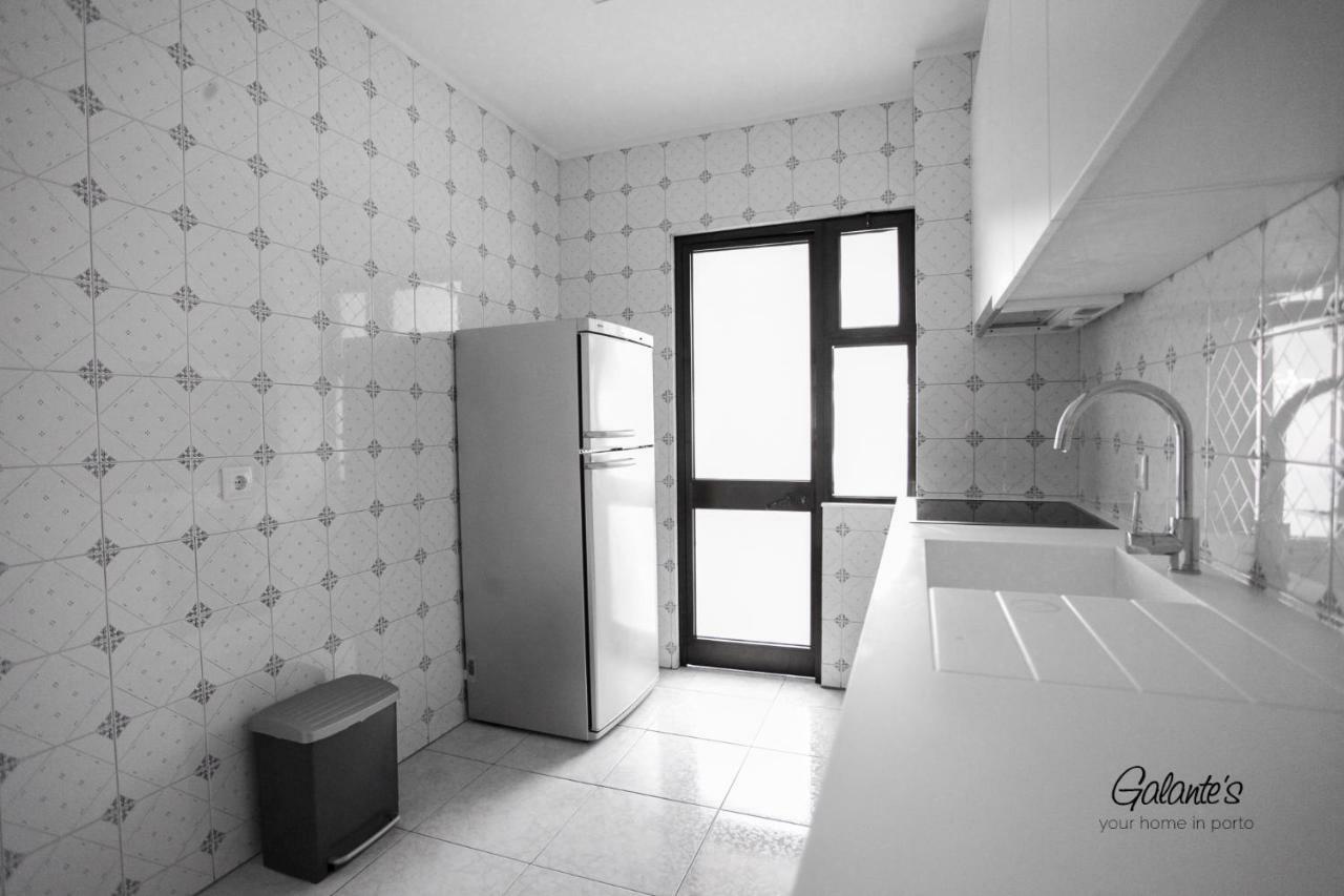 Apartamento Downtown 2 Bedroom Peaceful Flat - Balcony & Private Parking *
