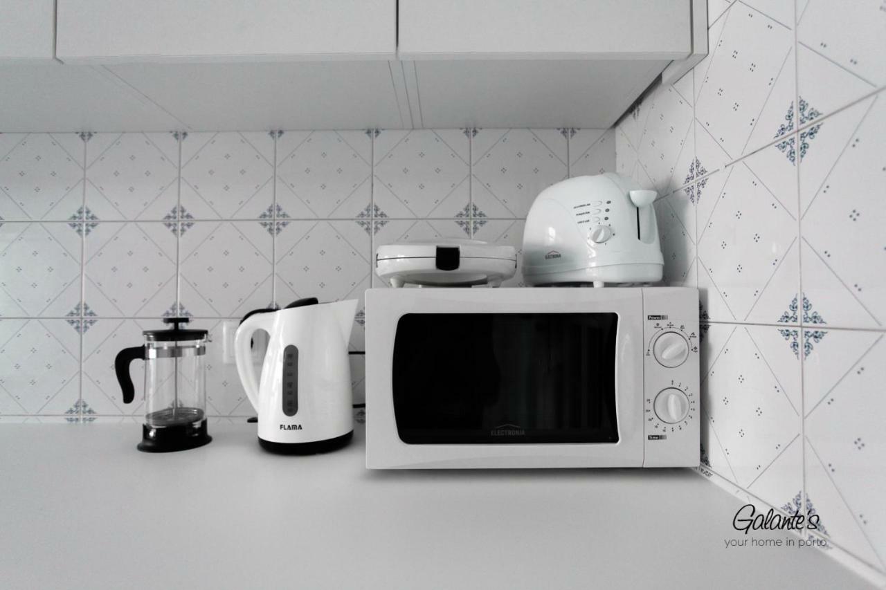 Downtown 2 Bedroom Peaceful Flat - Balcony & Private Parking * Porto