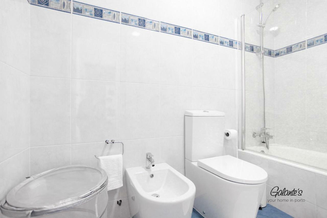 Downtown 2 Bedroom Peaceful Flat - Balcony & Private Parking Apartamento