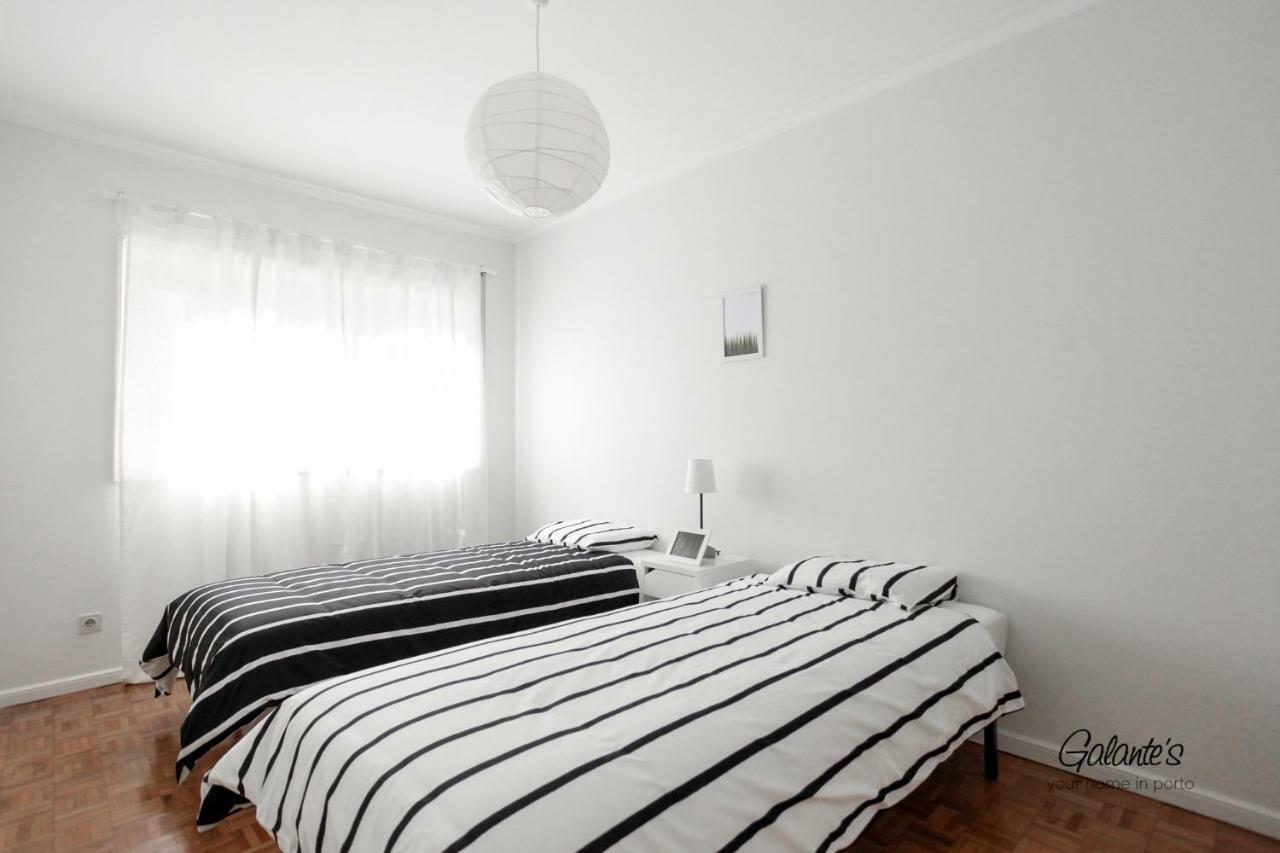 Downtown 2 Bedroom Peaceful Flat - Balcony & Private Parking Porto