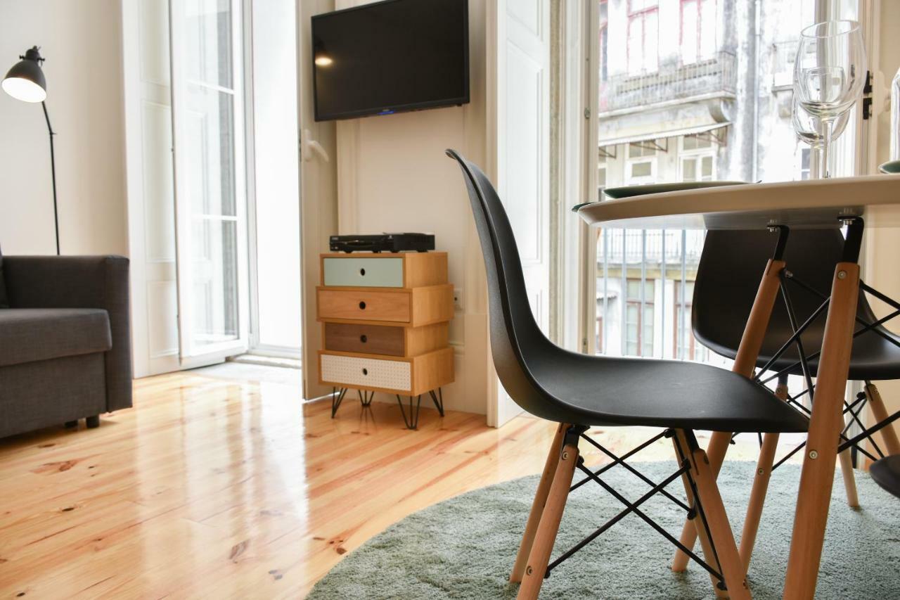New Studio With Balcony Apartment *