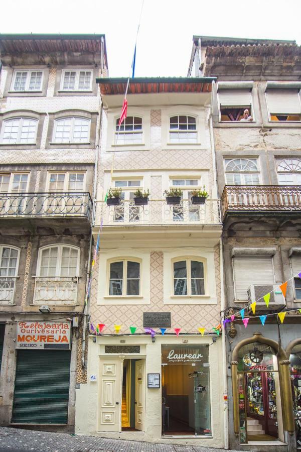 Laurear Porto