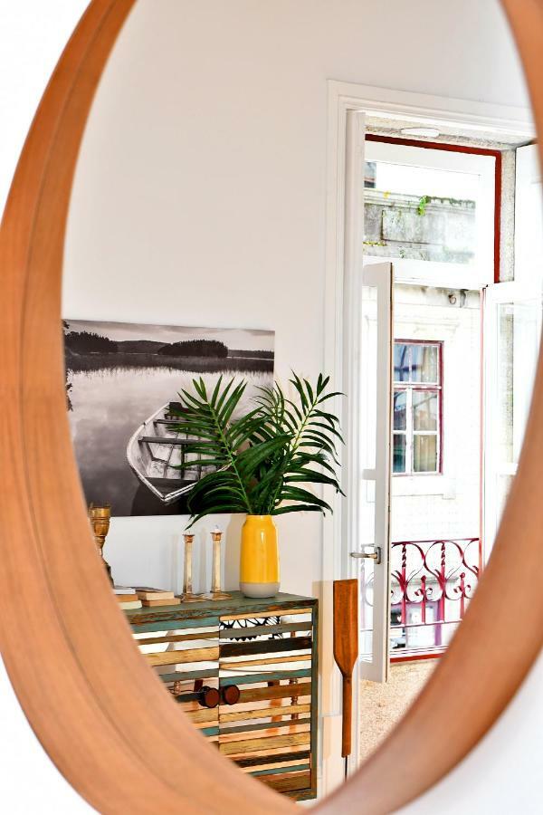 Liiiving In | Aliados Design Apartment