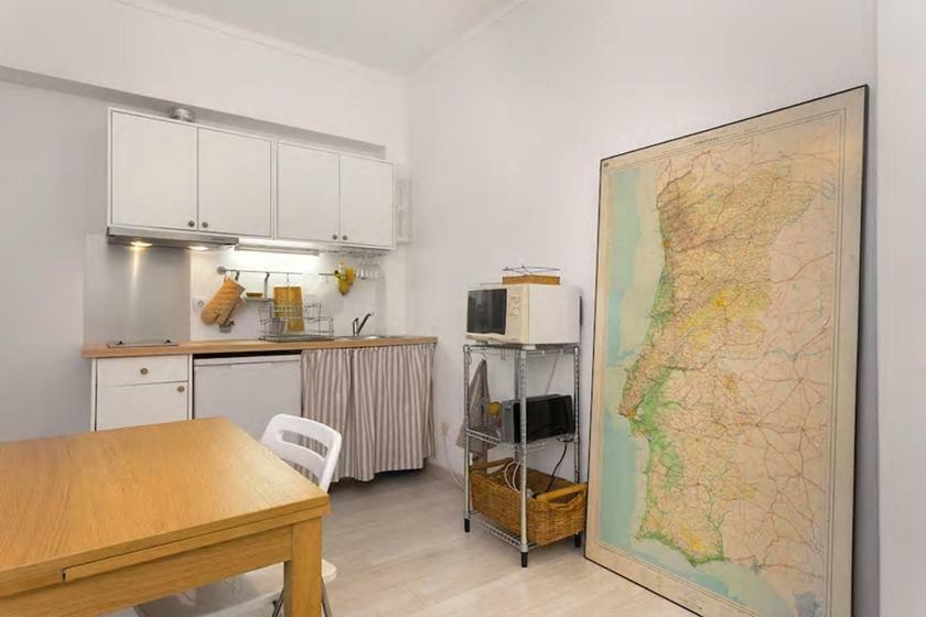 White Fabrica House *