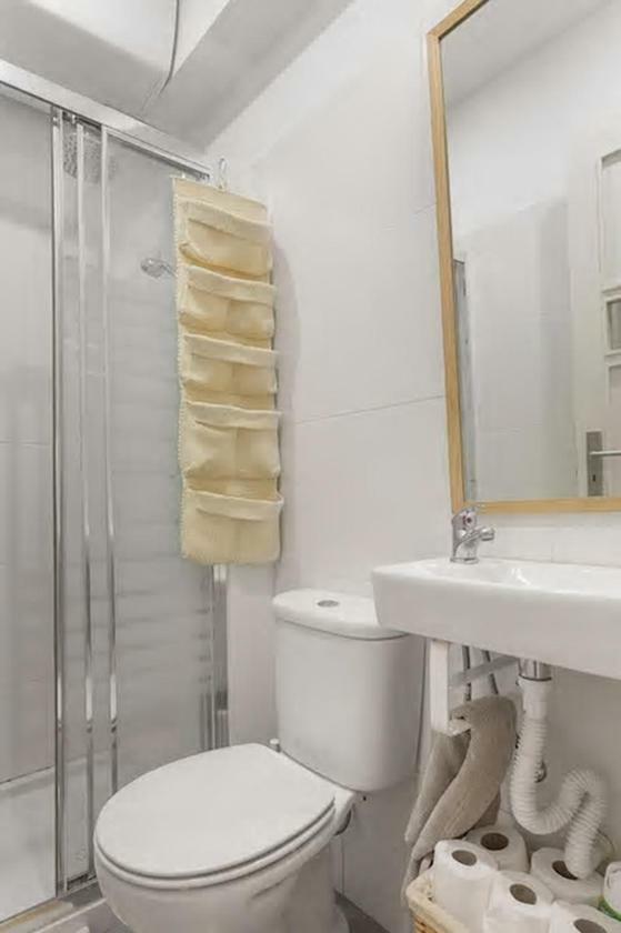 Apartment White Fabrica House *