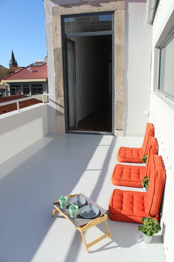 Bonjardim Flats - T1 + 1 Com Terraco Apartment *