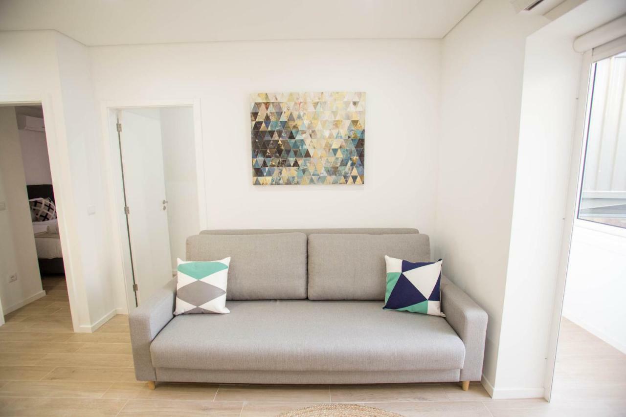 Camoes 691 Design By Hosts * Porto