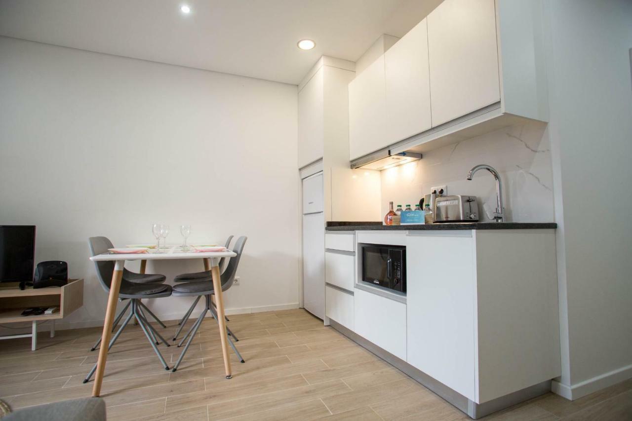 Apartment Camoes 691 Design By Hosts *