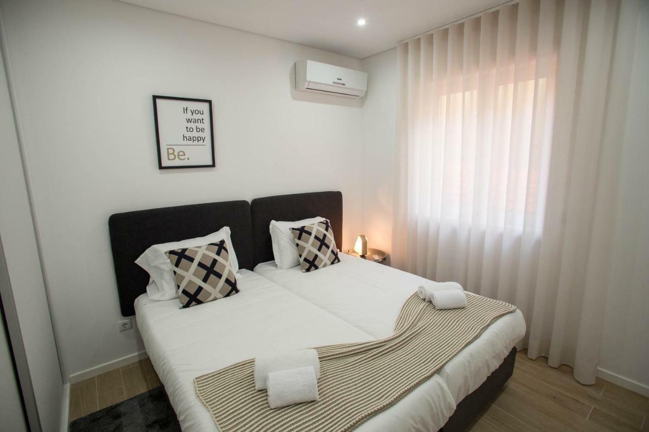 Apartment Camoes 691 Design By Hosts *