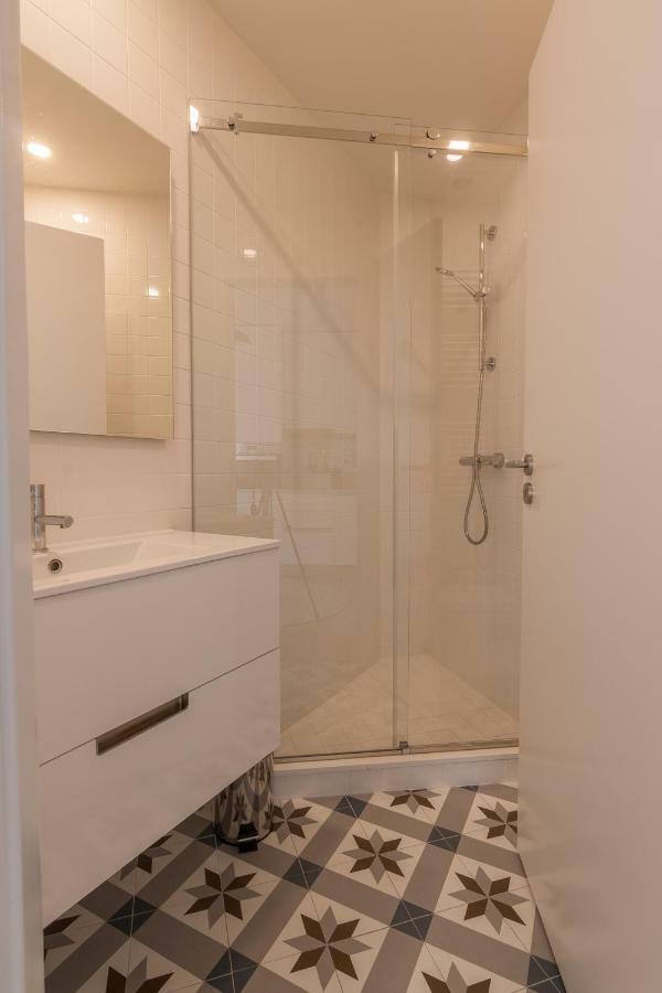 Apartment Secret Camoes *